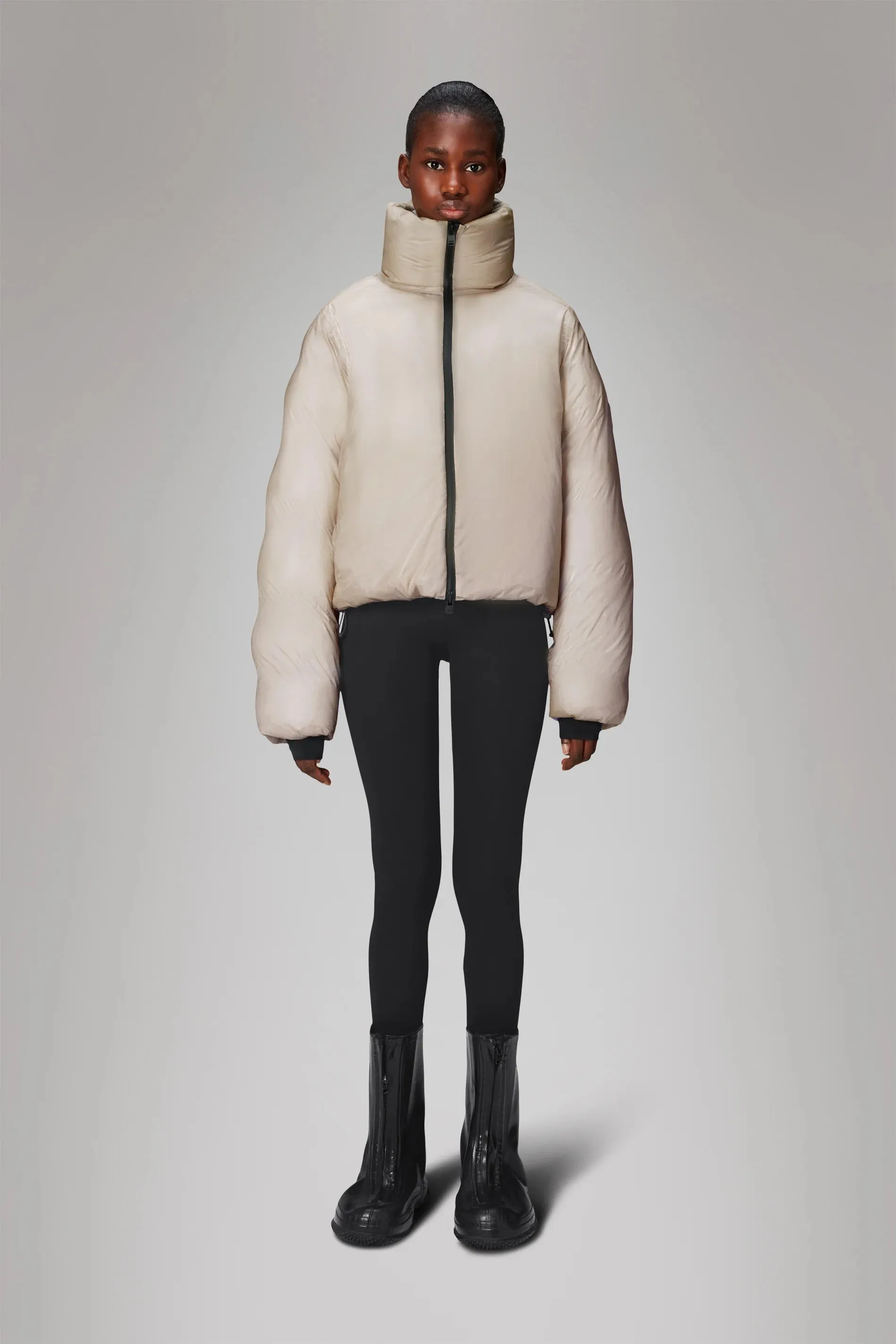 Kevo Short Puffer Jacket - Dune