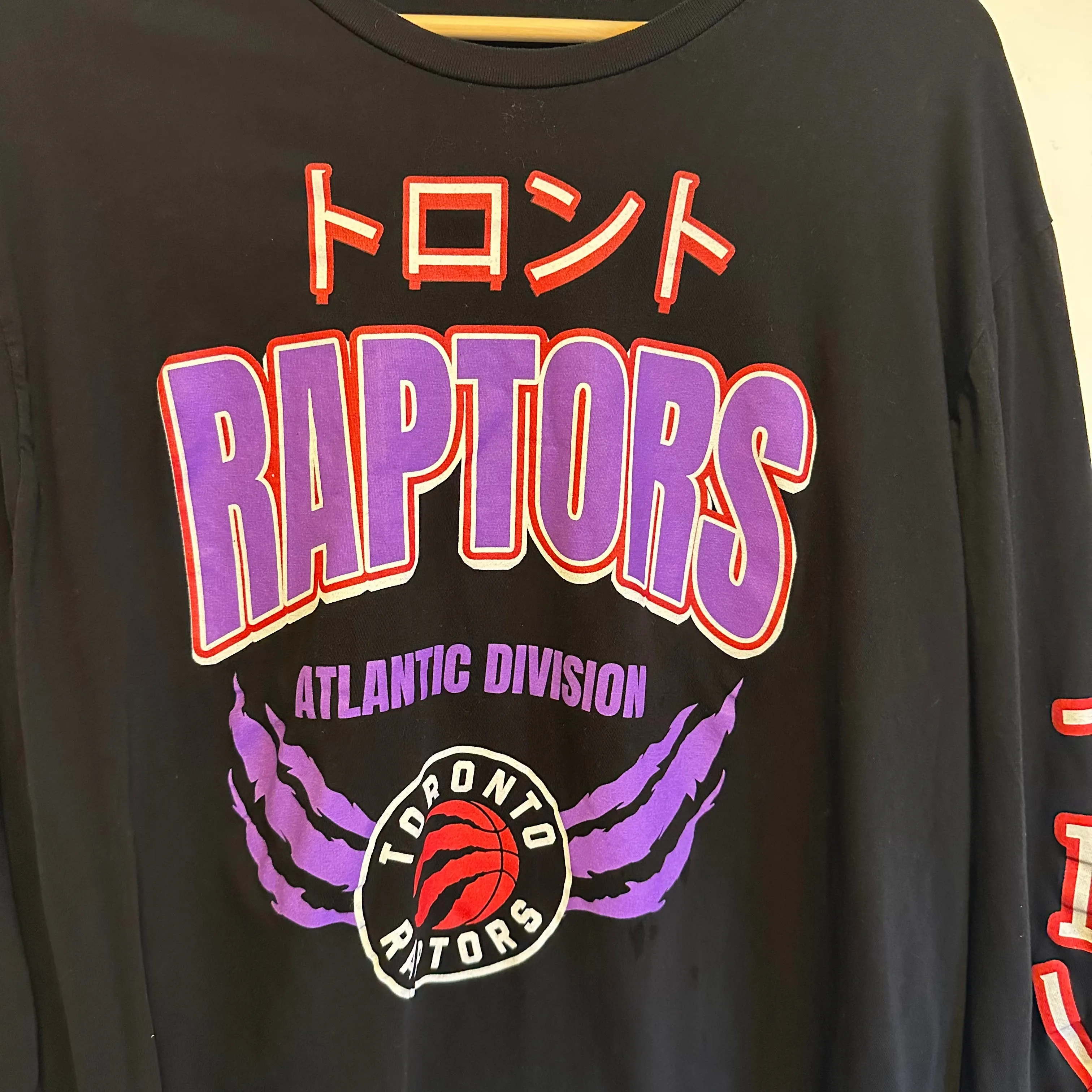 Raptors Long Sleeve | L